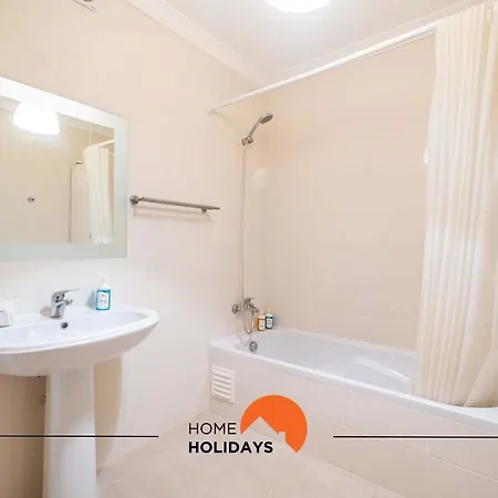 #115 Bernardo Flat By Holidays Apartment *