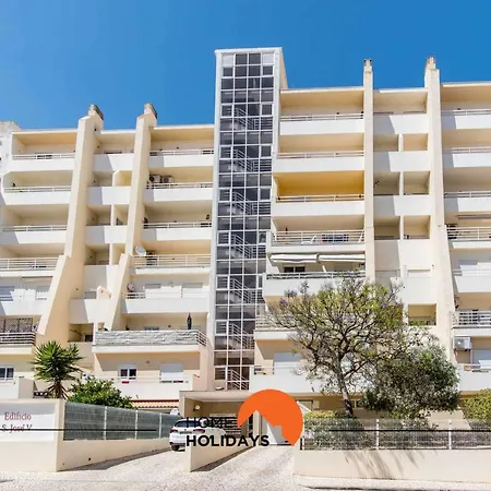 #115 Bernardo Flat By Holidays * Branqueira