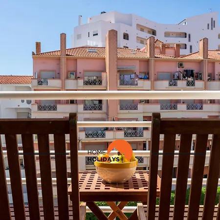 #115 Bernardo Flat By Holidays *