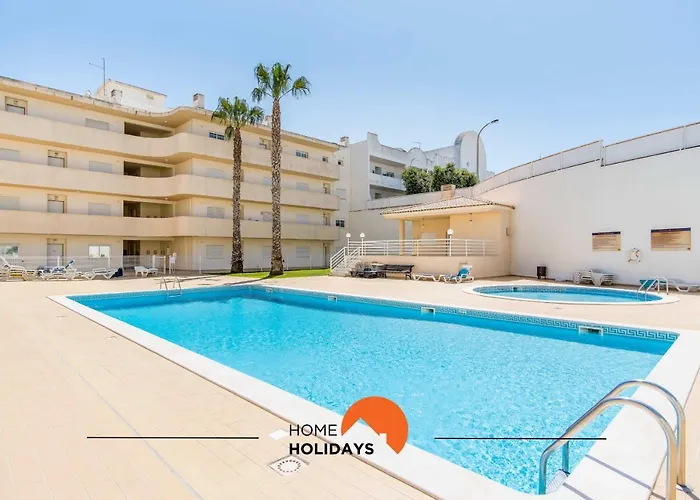 #115 Cozy Great Location * Albufeira